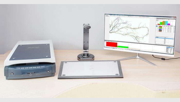 LA-S植物圖像分析儀系統(tǒng)（根系+葉面積分析組合版），包含根系分析儀，葉面積儀，主要功能有：根系分析、葉面積分析、病斑面積分析、蟲損葉面積分析、葉色分析（含葉綠素含量估計）、作物冠層分析，是一種方便、可在野外或實驗室使用的多功能分析儀器，精確度遠高于傳統(tǒng)的分析儀。采用全球統(tǒng)一標準，可精確、快速、無損傷地測定植物的多方面參數(shù)，功能強大、操作簡單。廣泛用于農(nóng)業(yè)、林業(yè)、氣象等部門。